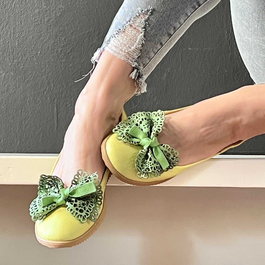 New La Gatta Con Gli Stivali Tuba Lemon Ballerina With Lime Nappa Bow And Extra Flexible