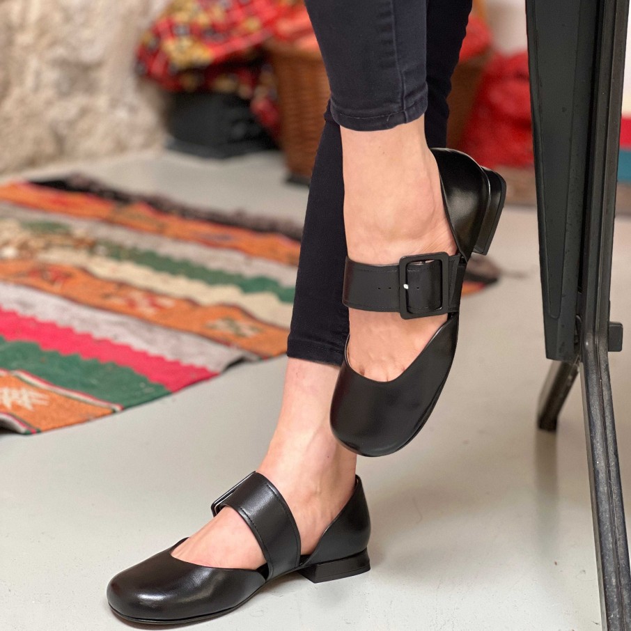 Hot La Gatta Con Gli Stivali Rop Black Ballerina With Loop Accessory In Black Nappa Lagattaconglistivali