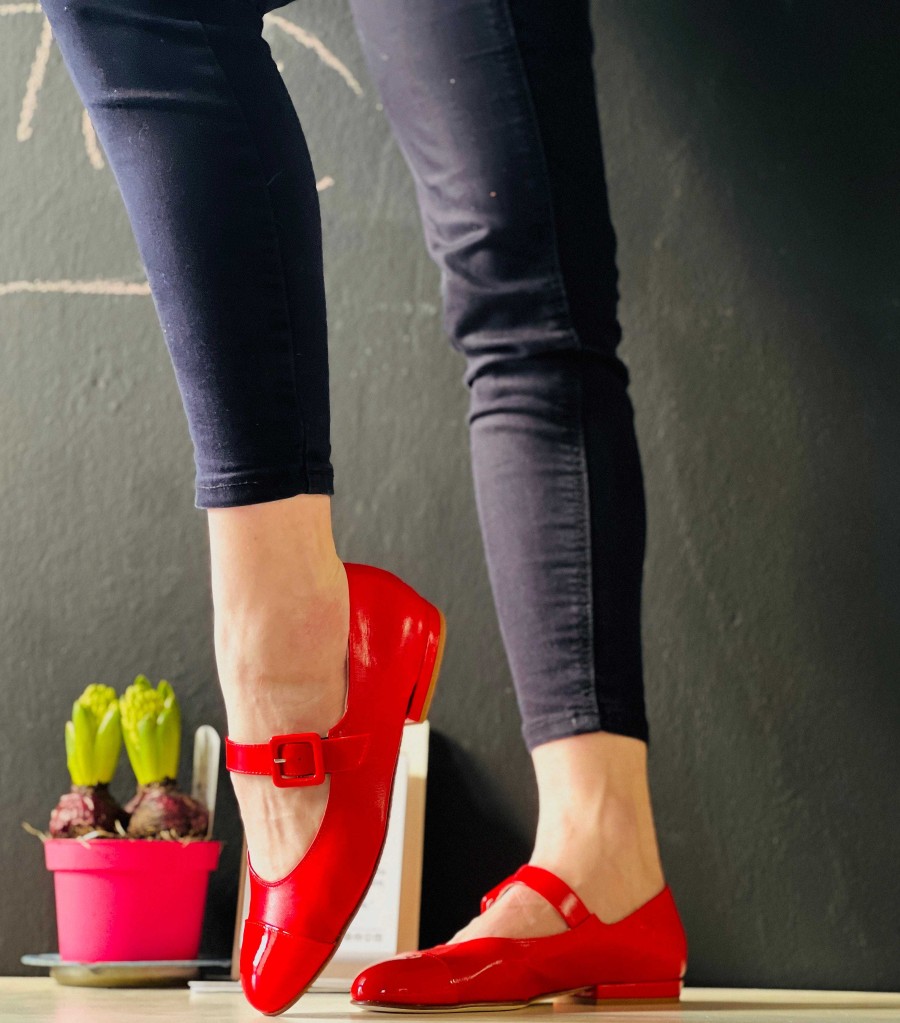 Best La Gatta Con Gli Stivali Ruby Red Ballerina In Red Nappa Leather With Handcrafted Buckle And Toe Cap