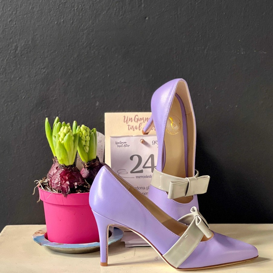 Best La Gatta Con Gli Stivali Rocher Lilac Parade Decollete In Lilac Nappa Heel 8.5 Cm With Handmade Bow